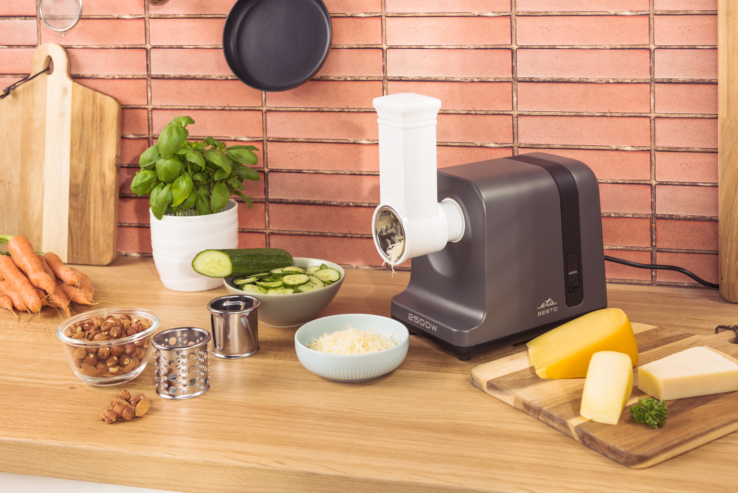 М'ясорубка електрична ETA Besto 6075 90000