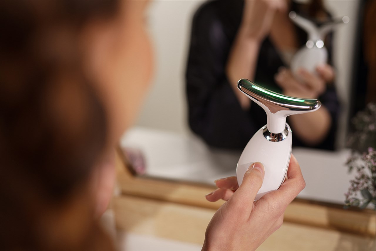 Масажер для обличчя та шиї ETA Fenite 4353 90000